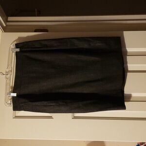 NWT Ann Taylor Black with Silver flecks Skirt Size 6